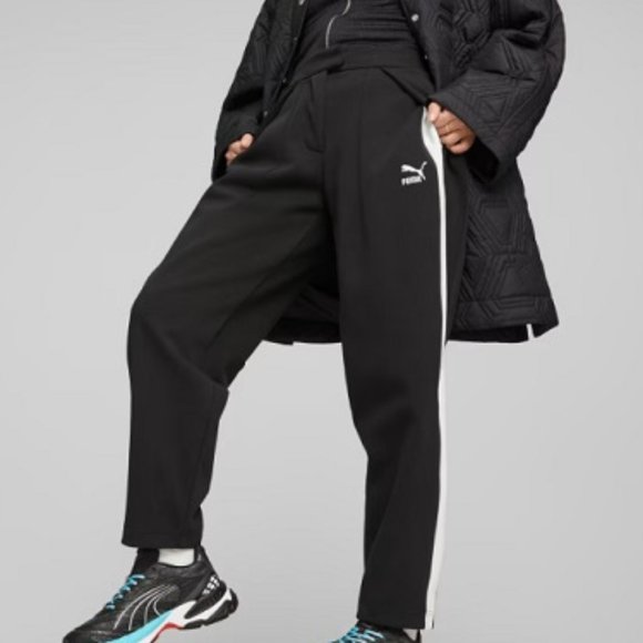 Puma LUXE SPORT T7 Slouchy Pants - Picture 2 of 8